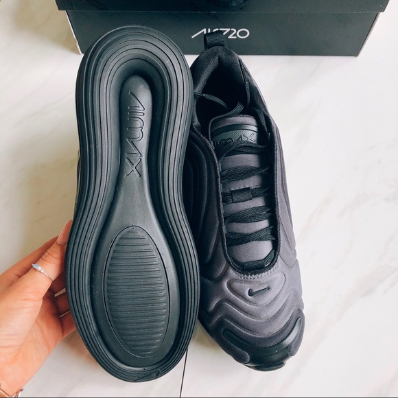 Air Max 720 - Picture 7 of 8